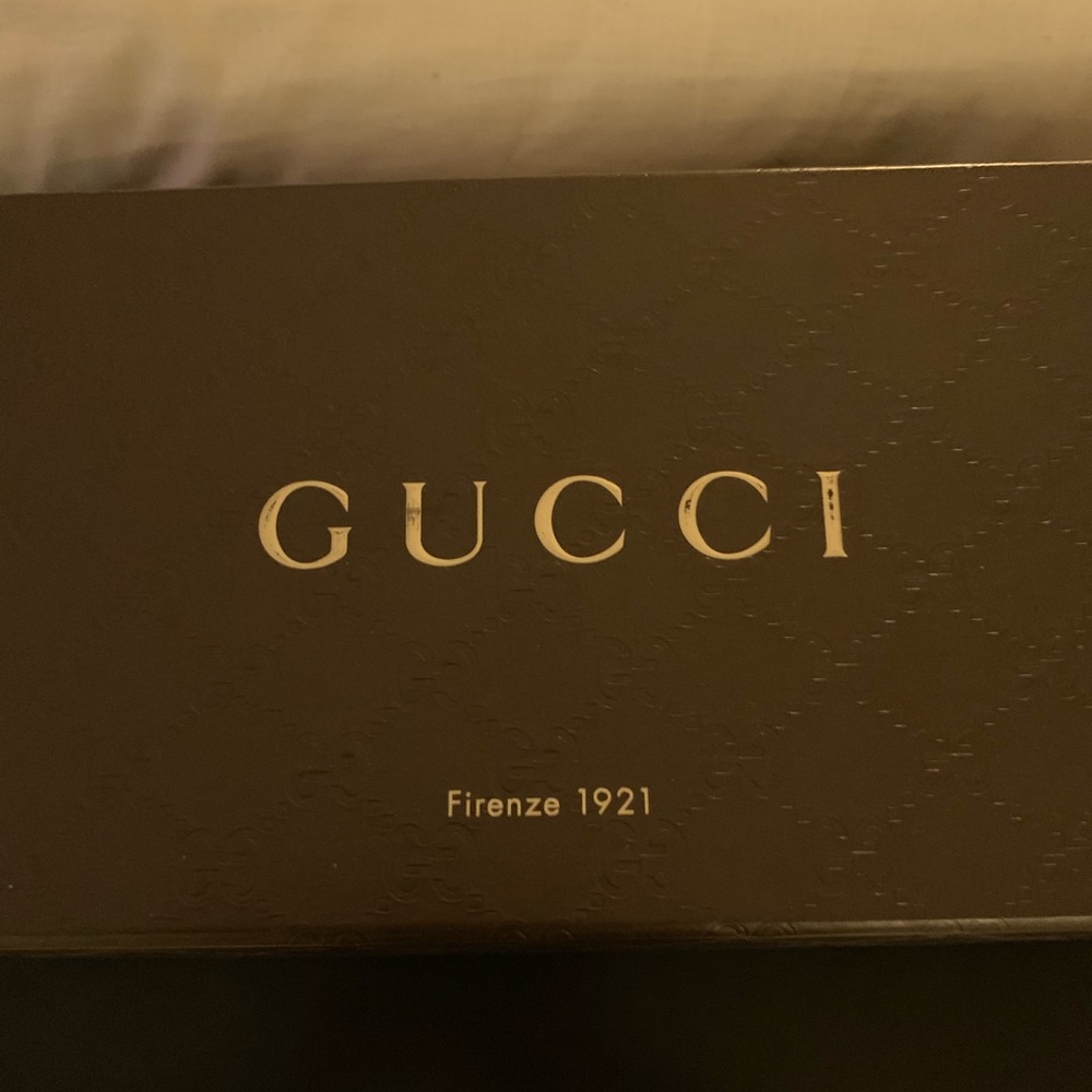 Gucci Flats